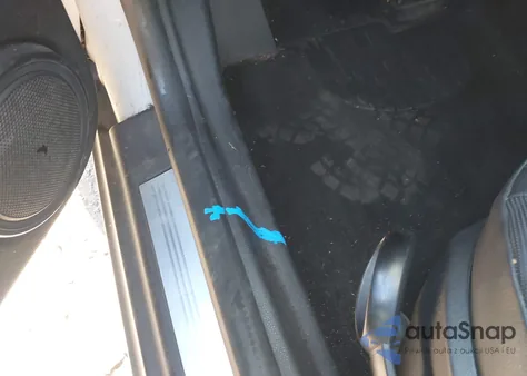 2011 Mini Cooper из США, поврежденный, VIN WMWSU3C57BTX96895